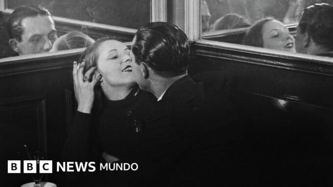 "Cuando nada era tabú": 10 imágenes íntimas de una París perdida y decadente de la década de 1930
