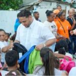 Valoran en NY entrega de útiles escolares por parte de Manuel Cruz en Los Girasoles