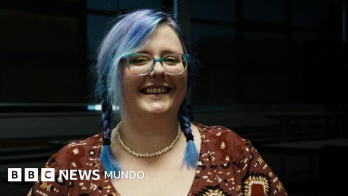 "Los videojuegos me pagan el doble de lo que ganaba como maestra"