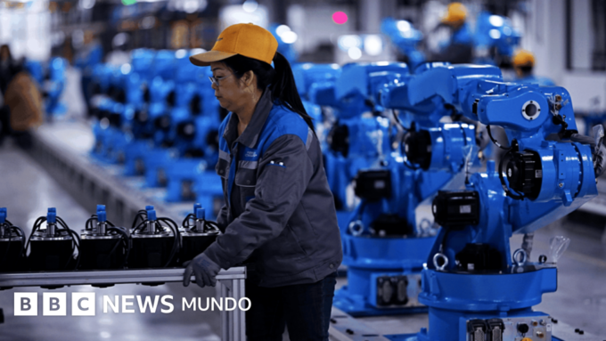"Cambiará el mundo": la revolución de las máquinas que se gesta en China y va mucho más allá de los robots humanoides