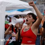 Las masivas protestas en Madrid contra la crisis de vivienda detonadas por el desalojo de la anciana Maricarmen