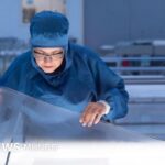 La compleja ingeniería que se requiere para fabricar las ventanillas de los aviones