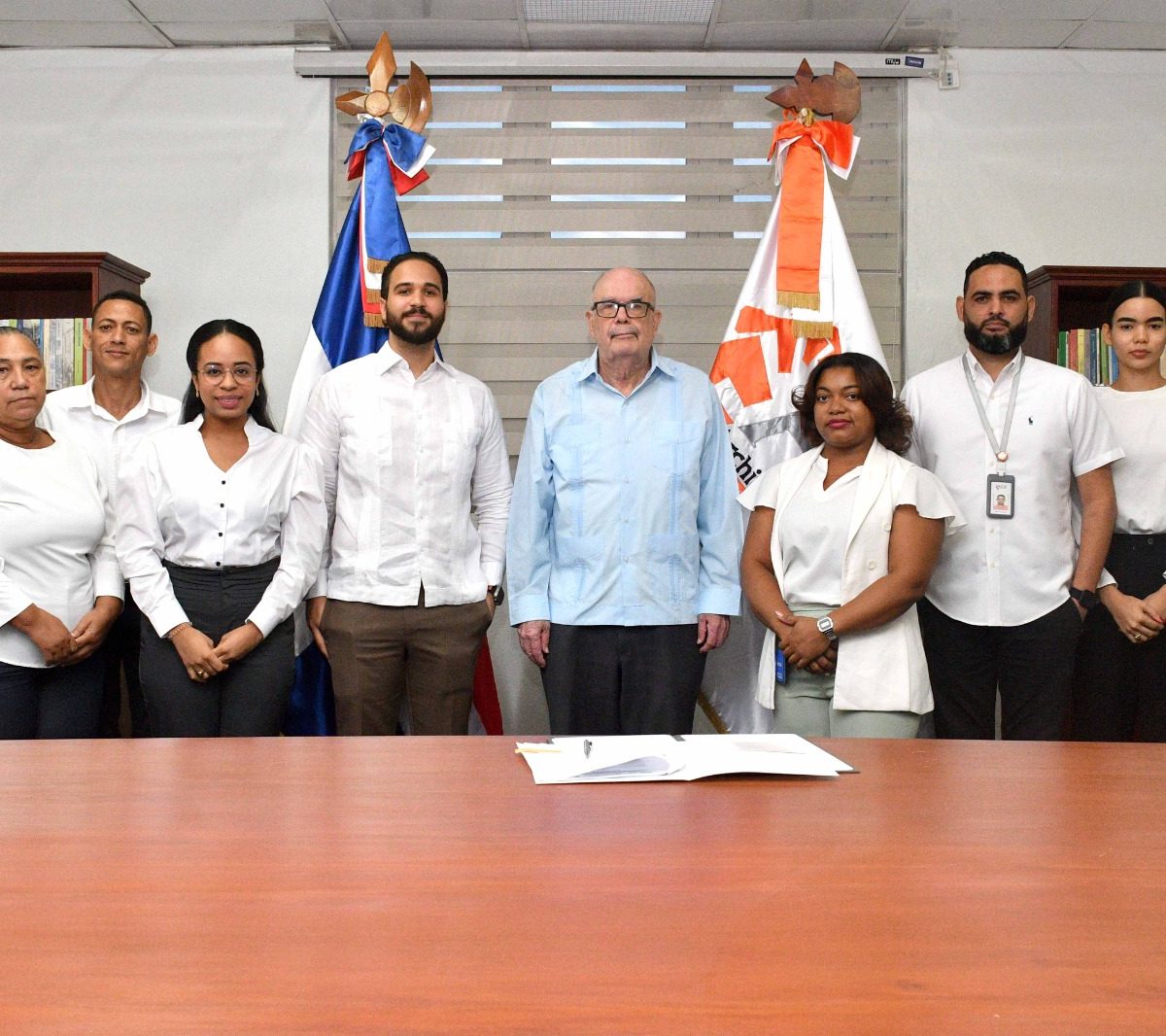 AGN formaliza compromiso para prevenir y combatir la corrupción administrativa