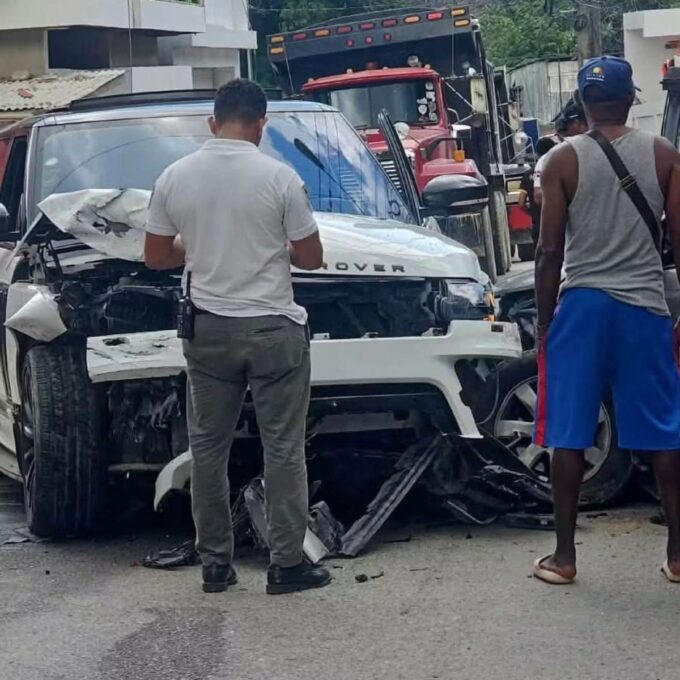 Accidente múltiple en Las Terrenas deja varios heridos