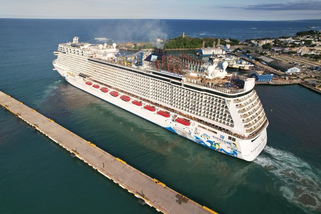 Puerto Plata recibió cuatro cruceros simultáneos con más de 16,700 pasajeros