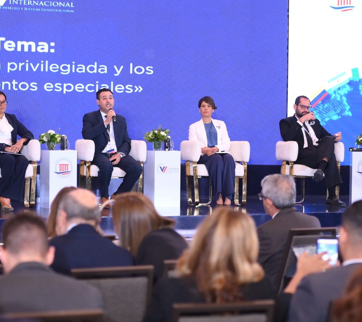 Expertos examinan garantías procesales y reformas normativas durante segunda jornada de congreso académico del TC