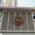 Dominicanos acuden al consulado de NY a solicitar pasaporte electrónico, pese a alerta meteorológica