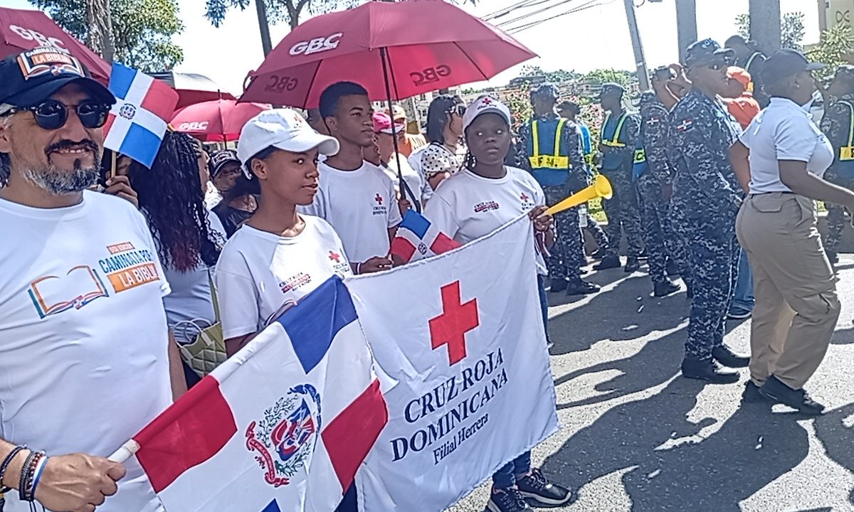Cruz Roja SDO participa en quinta edición de la Caminata por la Biblia