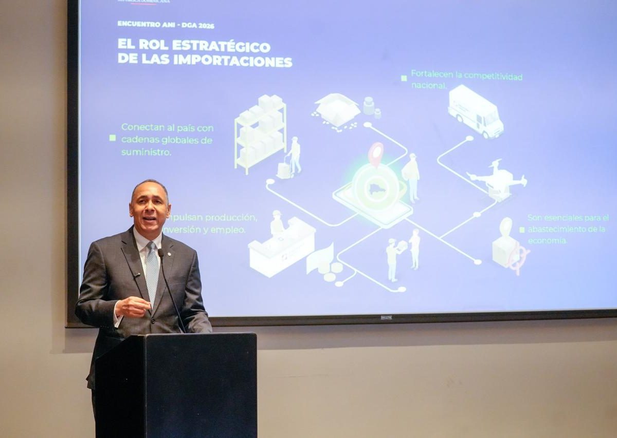 Aduanas destaca aporte del sector importador al fortalecimiento de la competitividad nacional   