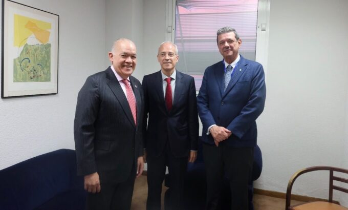 Titular de la DGII pide adaptar administración tributaria al ritmo de la economía digital
