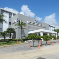 Niñas heridas en accidente de juego mecánico en Hato Mayor evolucionan favorablemente