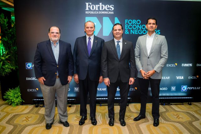 Forbes RD y AIRD analizan retos para convertir al país en plataforma de inversión