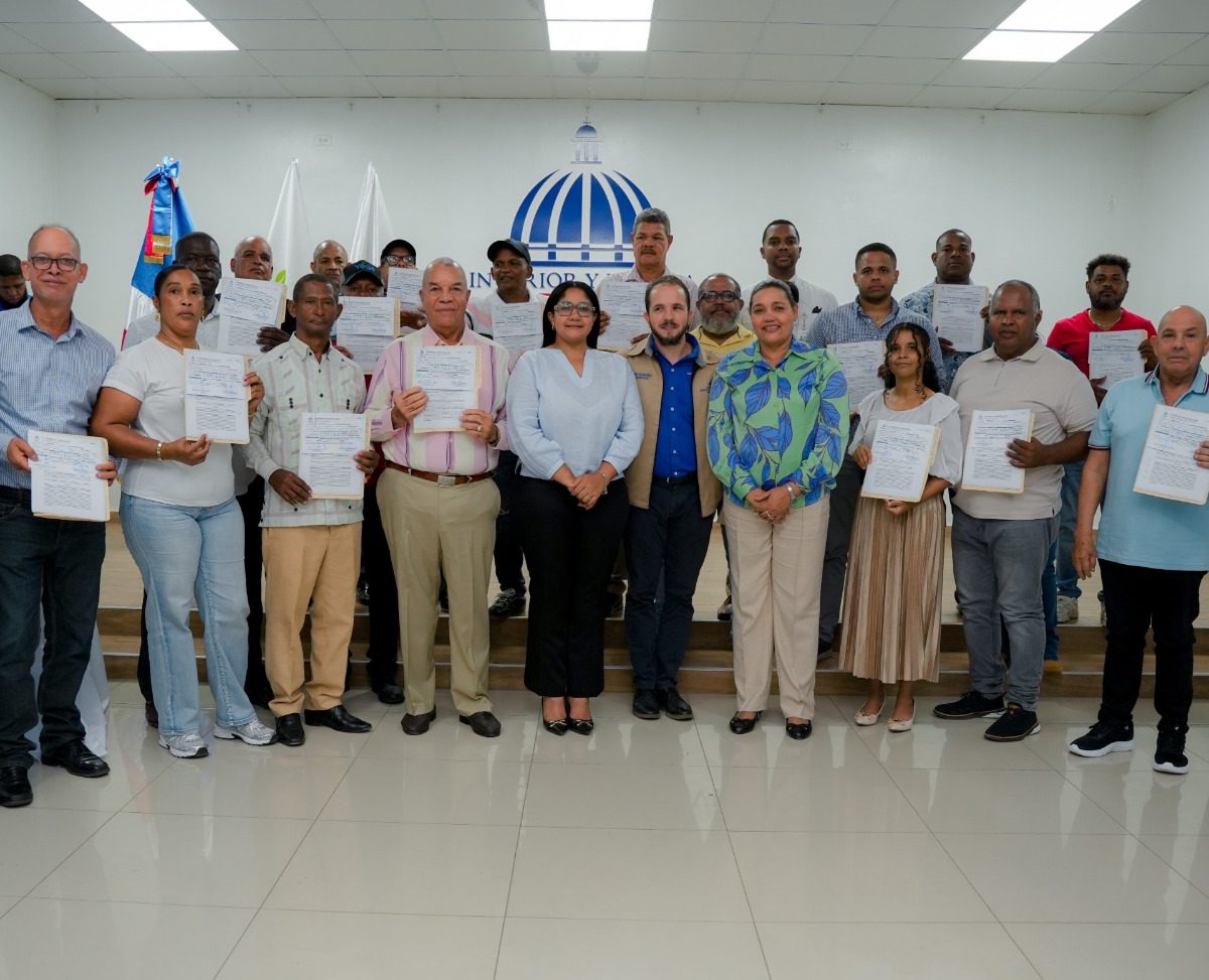 Más de RD$20 millones en bonos benefician 29 productores para riego y energía fotovoltaica