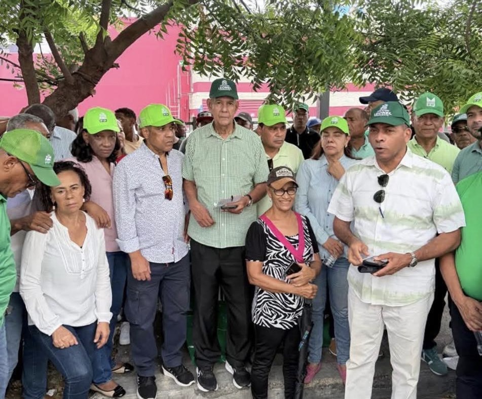 Luis Hernández vaticina triunfo de la Fuerza del Pueblo y Leonel Fernández en las elecciones de 2028