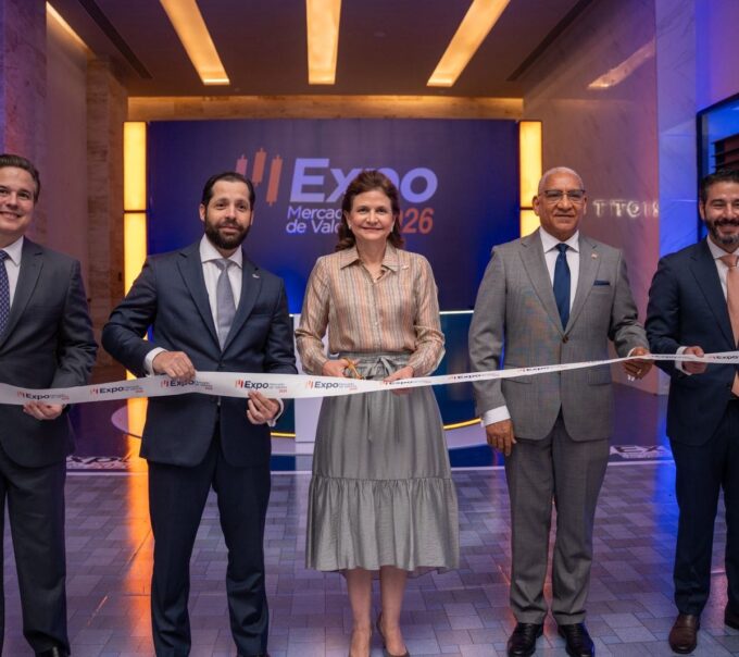 Raquel Peña inaugura IV Expo Mercado de Valores 2026