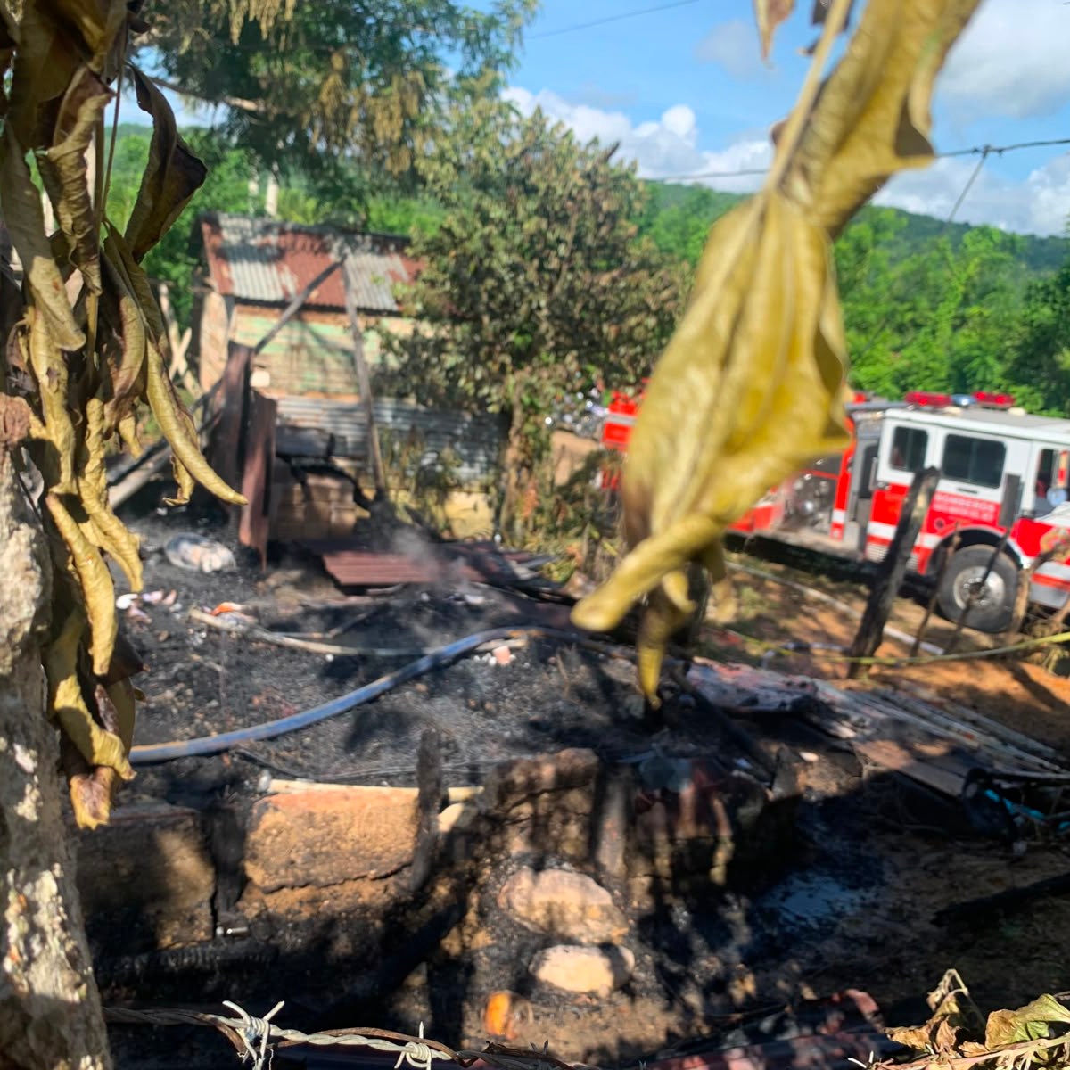 Una señora muere calcinada tras incendiarse su vivienda en Hato Mayor