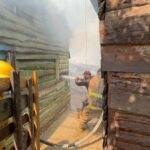 Incendio afecta varias viviendas y negocio de bebidas alcohólicas en Dajabón