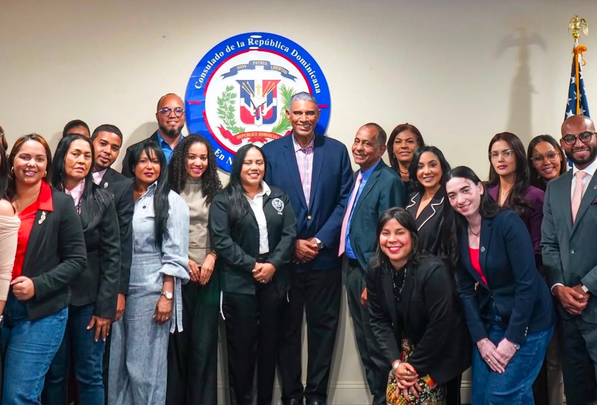 UASD realiza encuentro con estudiantes de Maestría en Derecho Migratorio y Consular en NY