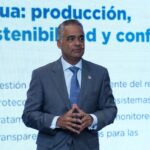 Ministro Santos abordará en Washington potencial de tierras raras