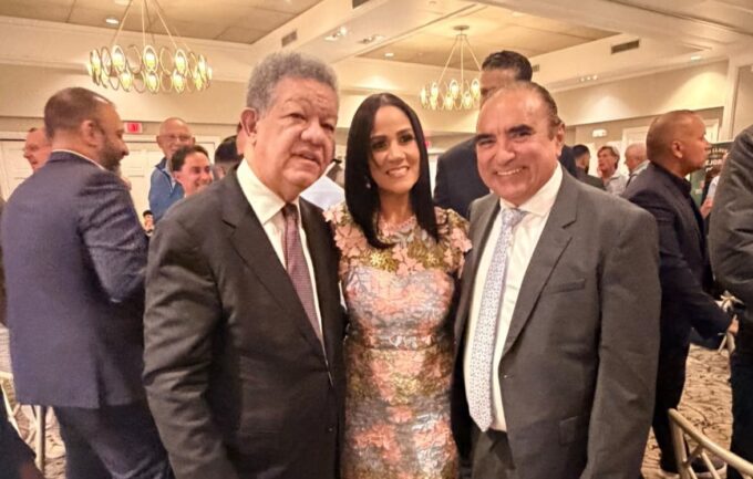 Víctor Pavón acompaña a Leonel Fernández en su recorrido político por Estados Unidos