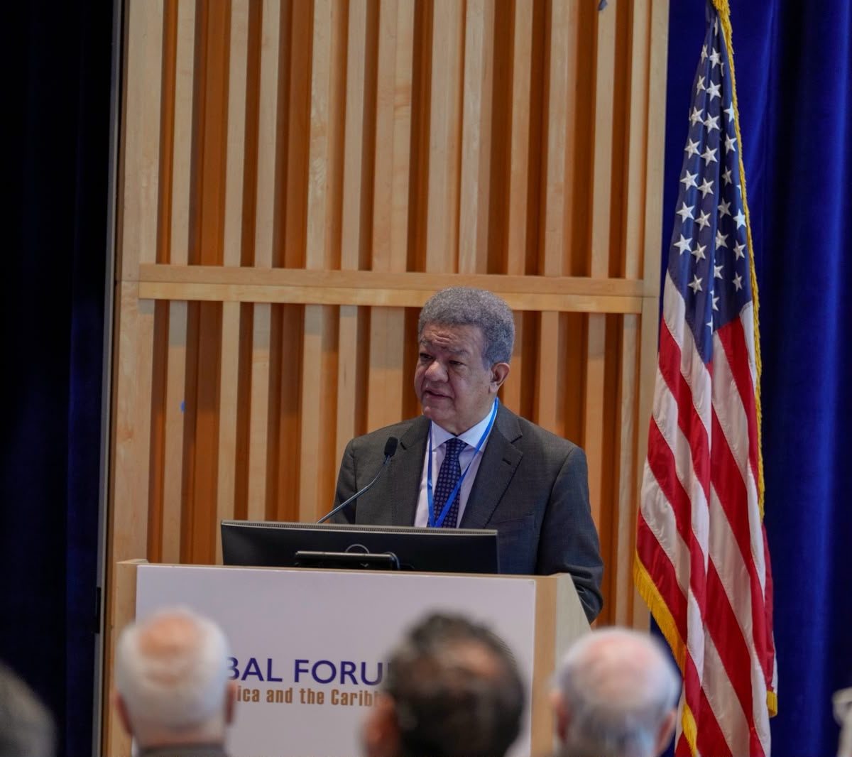 Leonel Fernández advierte sobre fragmentación geopolítica y cambios en el poder global