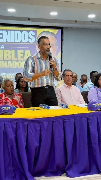 Luis Alberto activa trabajo político en Santo Domingo Oriental rumbo al 18 de octubre