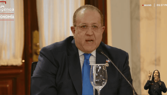 Magín Díaz defiende meta de 2036 y califica como éxito plan anticrisis