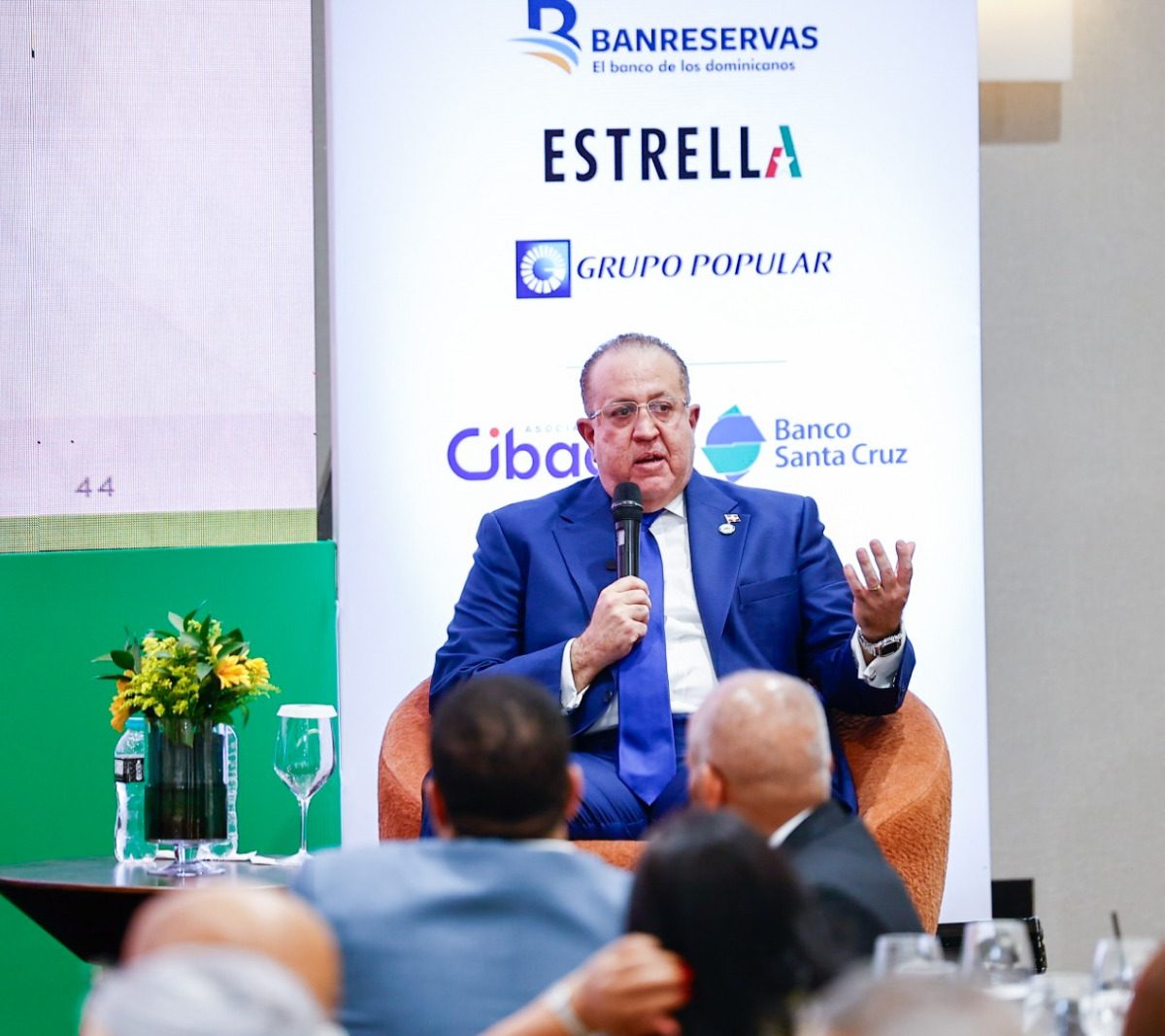 Magín Díaz: “Reducir la pobreza infantil y mejorar aprendizaje son claves para la economía”