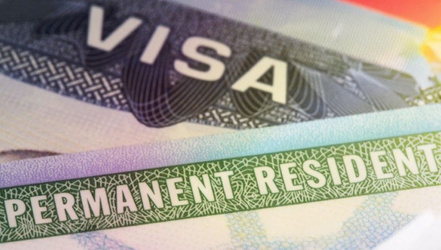Nuevas medidas para otorgar residencia en USA afectarán a millones de personas