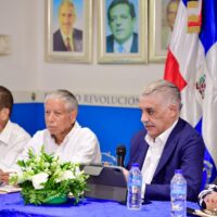 PRD autoriza a Miguel Vargas a iniciar contactos para coalición opositora de cara a 2028