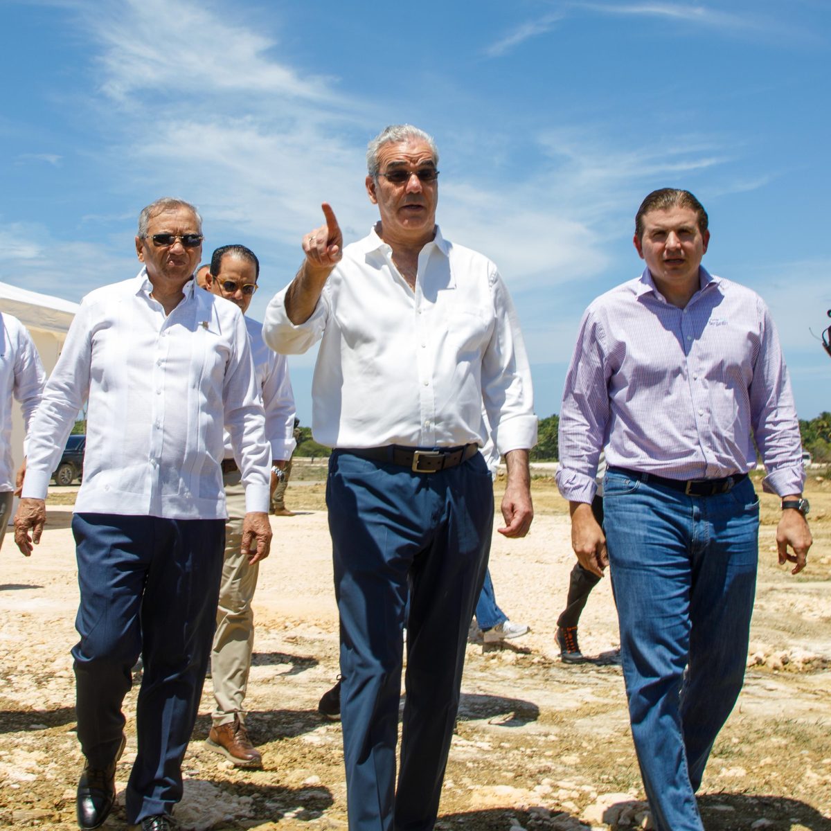 Presidente Abinader realiza visita al proyecto turístico Punta Bergantín en Puerto Plata