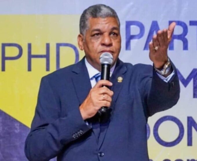 Goris denuncia campaña contra el PHD previo a su VII Convención Nacional