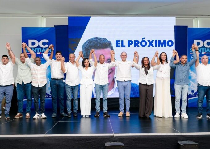 Proyecto político de David Collado realiza encuentros simultáneos en cuatro regiones del país