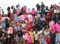 Regidor Moya culmina entrega de útiles escolares a niños de escasos recursos en la Circunscripción 1