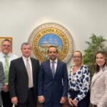 René Rodríguez se reúne con el gobierno local de Tampa, Florida