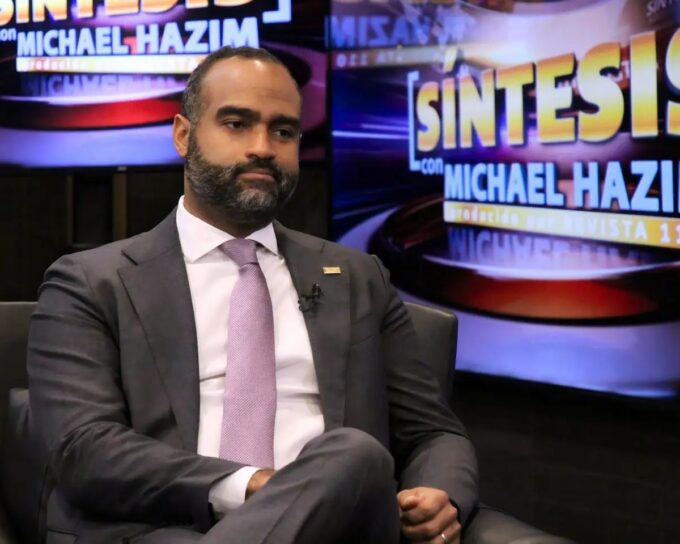 Samuel Sena: “RD Debate promueve una sociedad más educada y edificada”