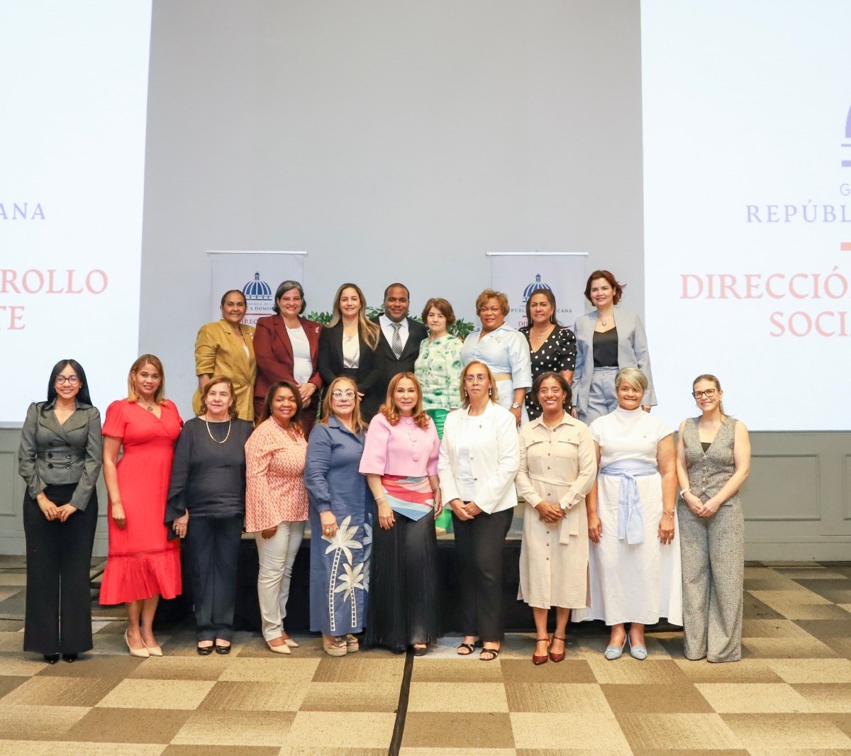 Supérate fortalece articulación territorial en materia de protección social en encuentro con gobernadoras