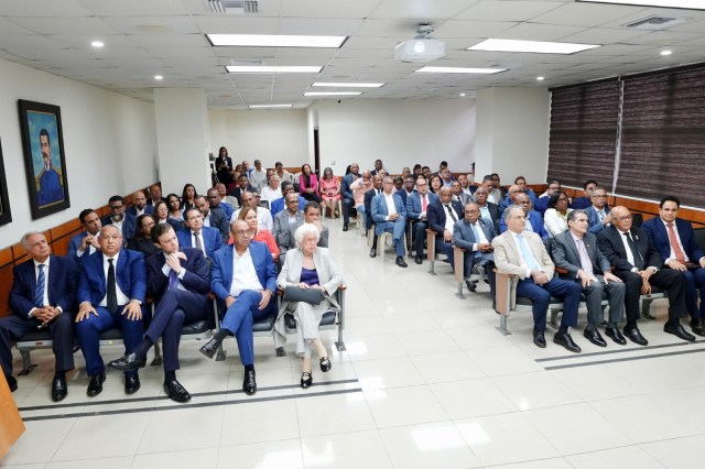 TSE imparte diplomado sobre Justicia Electoral a miembros del PRM