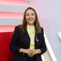 Presidenta del CMD Santiago arremete contra director de DIDA y cuestiona cobertura de las ARS