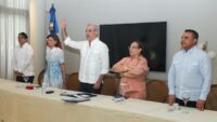 Presidente Abinader toma juramento al voluntariado del hospital Dr. Antonio Trueba