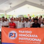 Ismael Reyes juramenta dirección municipal del PDI en SDO