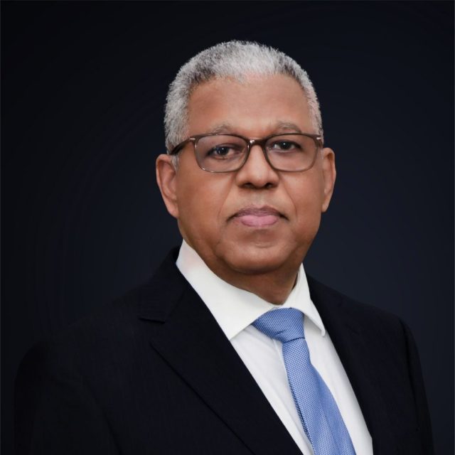 Néstor Cerón plantea diplomacia pública en la que cada dominicano sea embajador del país