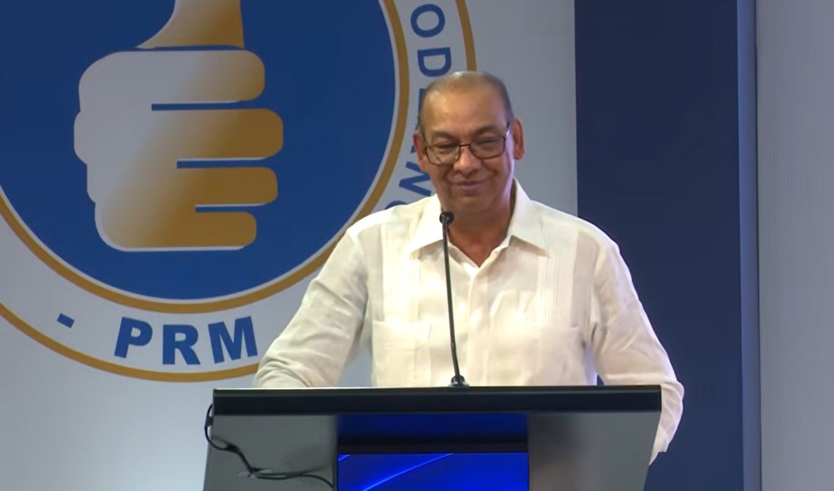 Deligne Ascención evoca al PRD de Peña Gómez tras confundir siglas y dice PRM superará en 2028 resultados de 1998
