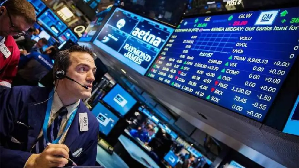 Wall Street cierra mixto tras una semana marcada por los tipos y el petróleo