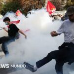 Cuáles son los reclamos de los estudiantes que están participando en las violentas protestas que sacuden a Francia