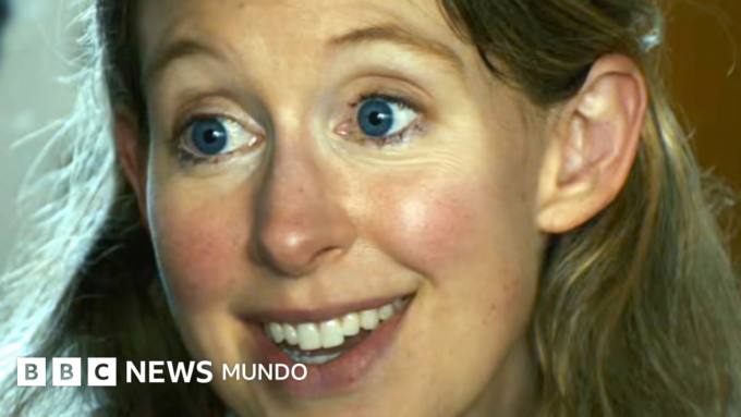 Por qué la estafadora Elizabeth Holmes sigue causando fascinación en EE.UU.