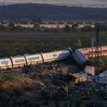 Al menos 68 muertos en un choque de trenes de alta velocidad en España tras una decisión "inexplicable" del centro de control