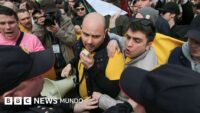 Los opositores a Putin deportados por Occidente a los que ahora Rusia envía a la guerra