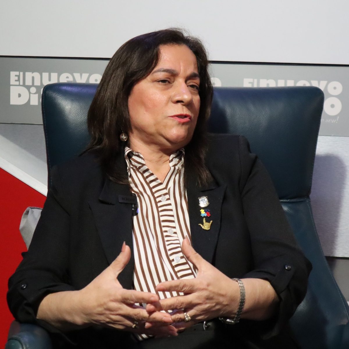 Diputada impulsa obras viales y propone soluciones a dificultades para obtener la cédula