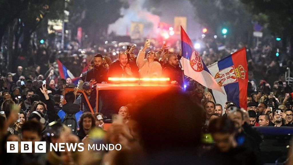 El líder serbio Aleksandar Vucic reconoce la derrota electoral ante un movimiento de protesta liderado por estudiantes